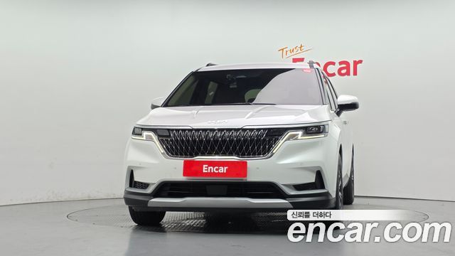 Kia Canival 2023 — photo 3