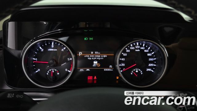 Kia Canival 2023 — photo 11