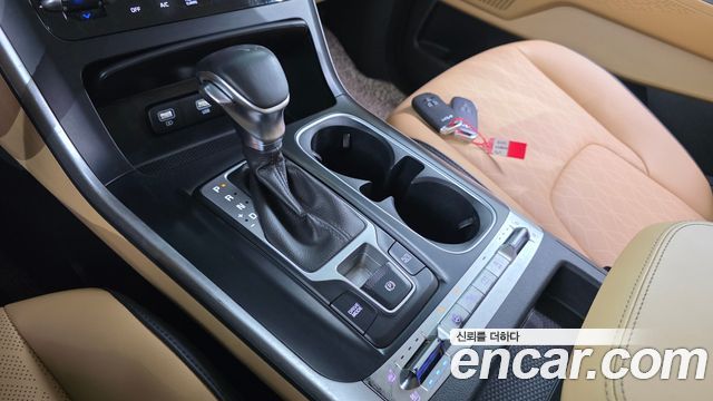 Kia Canival 2023 — photo 12