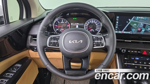 Kia Canival 2023 — photo 19
