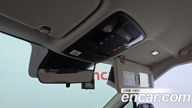 Kia Canival 2023 — photo 26