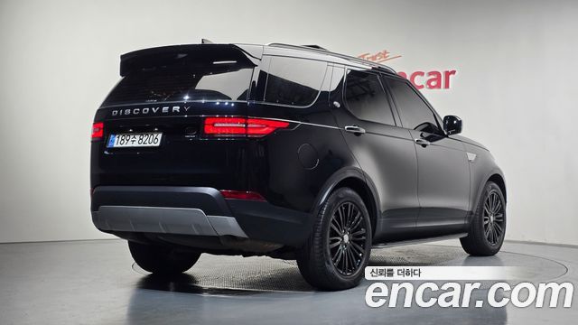 Land Rover Discovery 2020 — photo 2