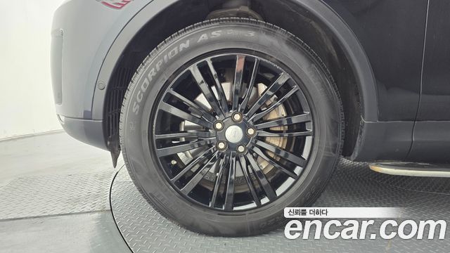 Land Rover Discovery 2020 — photo 5