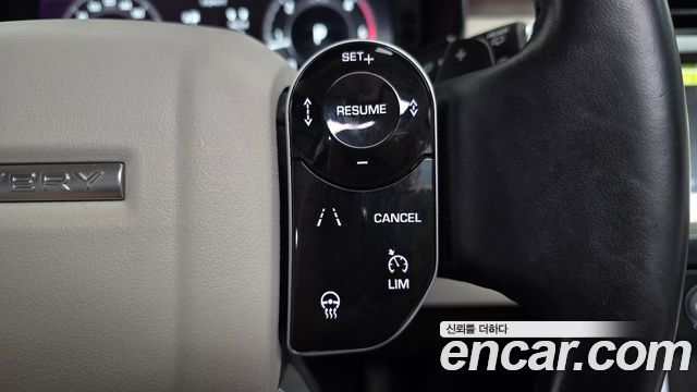 Land Rover Discovery 2020 — photo 23