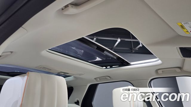 Land Rover Discovery 2020 — photo 24
