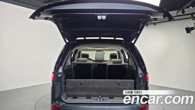 Land Rover Discovery 2020 — photo 26