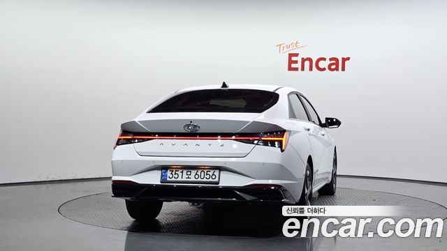 Hyundai AVANTE 2023 — photo 4