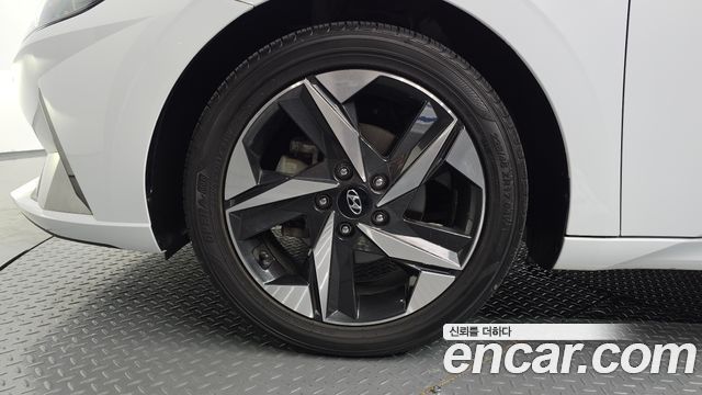 Hyundai AVANTE 2023 — photo 5