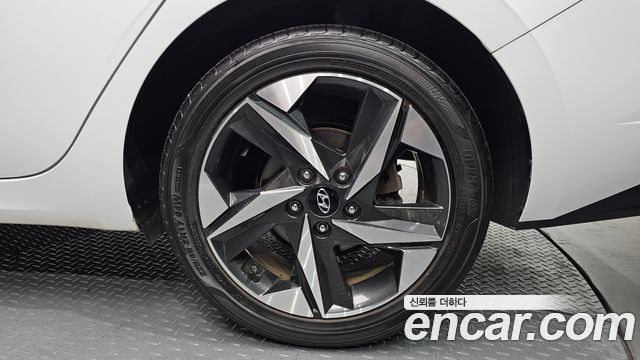 Hyundai AVANTE 2023 — photo 7