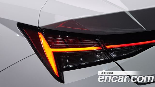 Hyundai AVANTE 2023 — photo 9