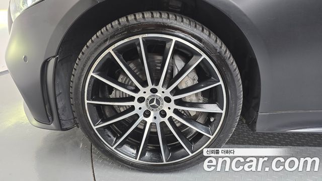 Mercedes-Benz CLS-Class 2019 — photo 5