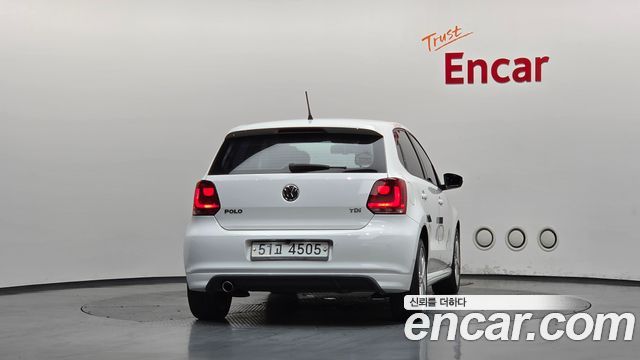 Volkswagen Polo 2014 — photo 4