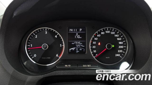 Volkswagen Polo 2014 — photo 8