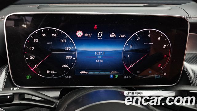 Mercedes-Benz GLC-Class 2026 — photo 11