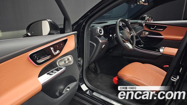 Mercedes-Benz GLC-Class 2026 — photo 13