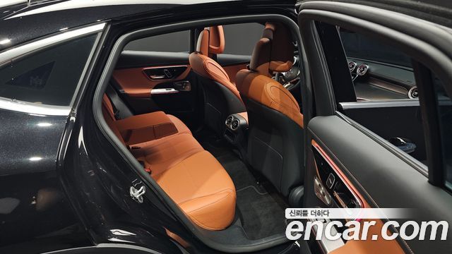 Mercedes-Benz GLC-Class 2026 — photo 17