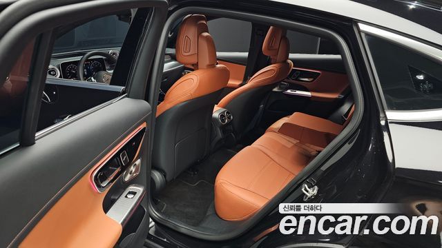 Mercedes-Benz GLC-Class 2026 — photo 18