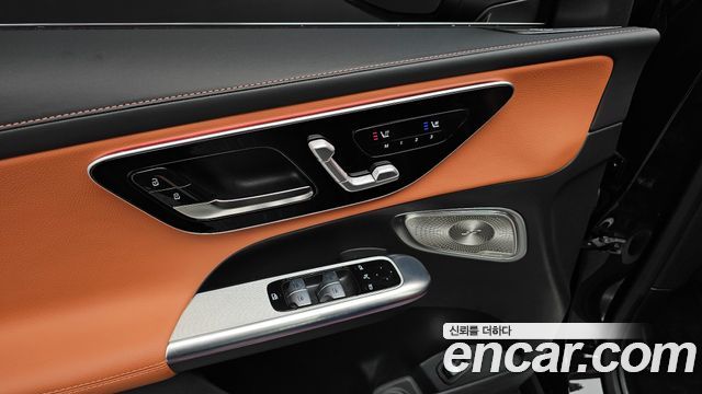 Mercedes-Benz GLC-Class 2026 — photo 34