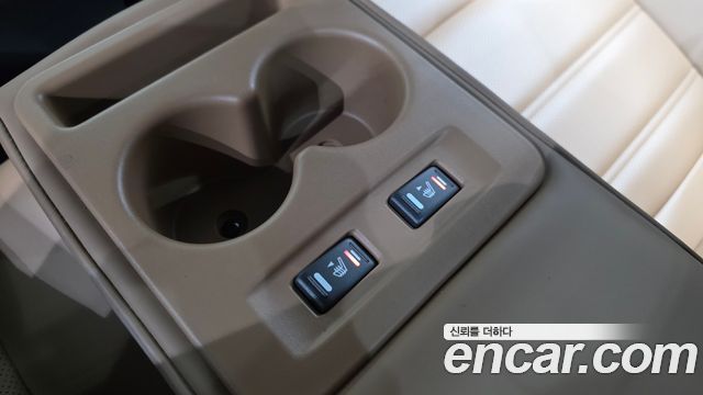 Renault Korea SM6 2021 — photo 20