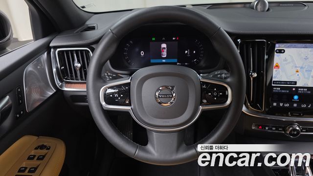 Volvo S60 2023 — photo 20