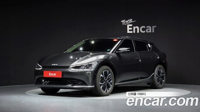 Kia EV6 2023 — photo 1