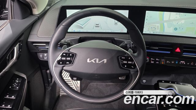 Kia EV6 2023 — photo 13