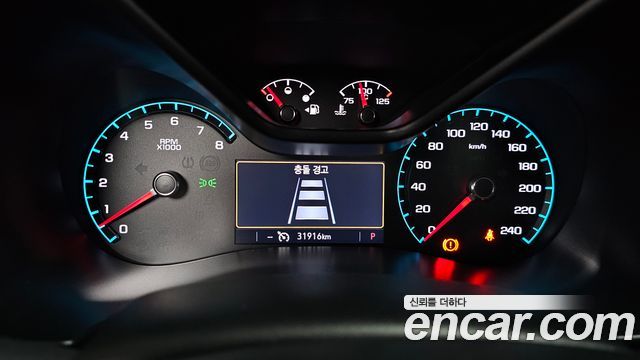 Chevrolet Korea Colorado 2021 — photo 11