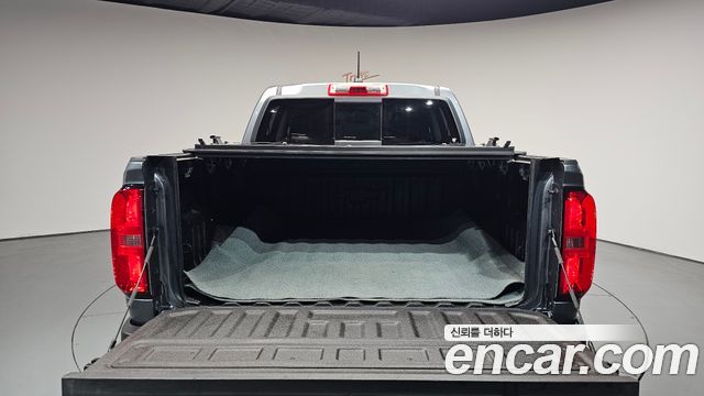 Chevrolet Korea Colorado 2021 — photo 26