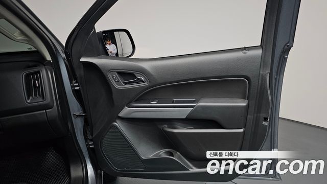 Chevrolet Korea Colorado 2021 — photo 14