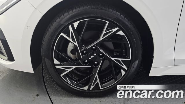 Kia K5 2024 — photo 5