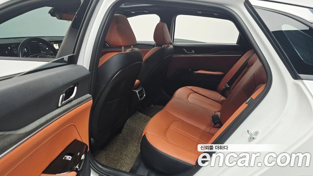 Kia K5 2024 — photo 17