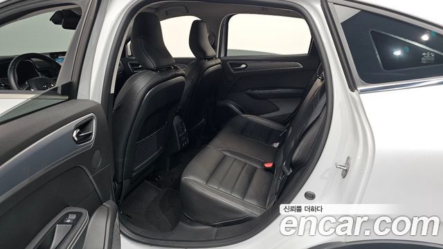 Renault Korea XM3 2023 — photo 17