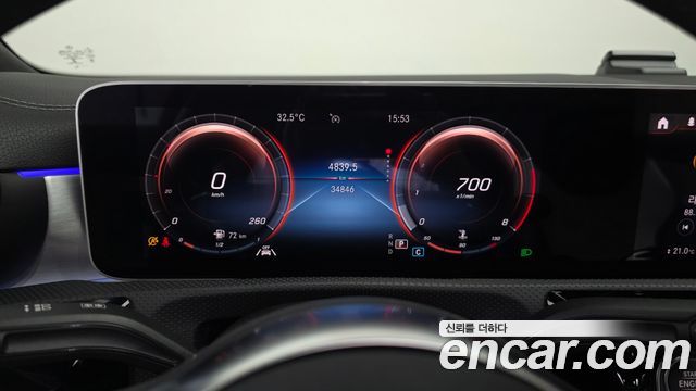 Mercedes-Benz CLA-Class 2020 — photo 11