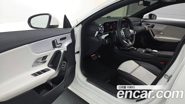 Mercedes-Benz CLA-Class 2020 — photo 13