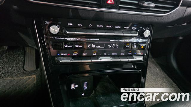 Kia K7 2020 — photo 17
