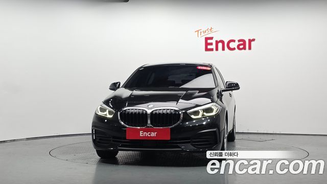 BMW 1-Series 2020 — photo 3