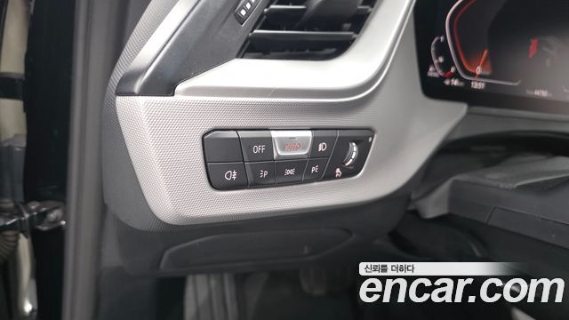 BMW 1-Series 2020 — photo 22