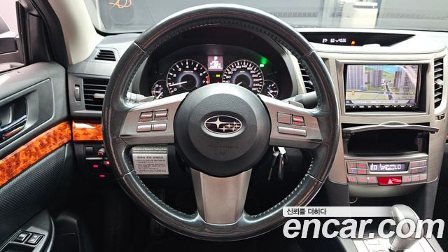 Subaru Legacy 2011 — photo 12