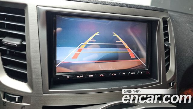 Subaru Legacy 2011 — photo 16