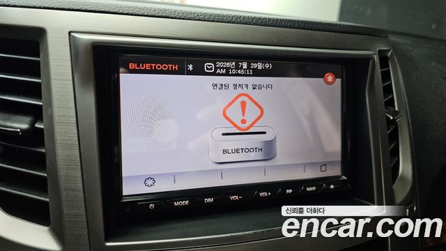 Subaru Legacy 2011 — photo 17