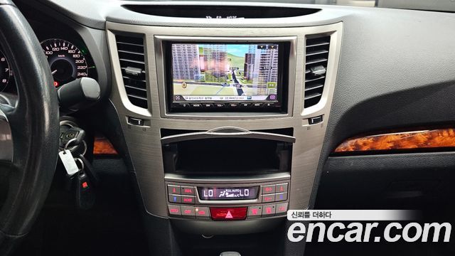 Subaru Legacy 2011 — photo 19