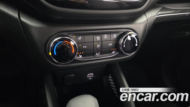 Chevrolet Korea Trailblazer 2022 — photo 23