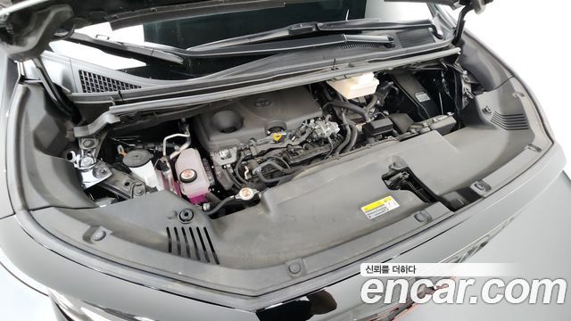 Toyota Alphard 2024 — photo 6