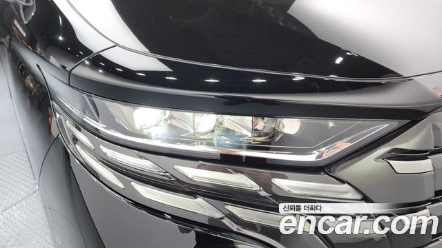 Toyota Alphard 2024 — photo 8