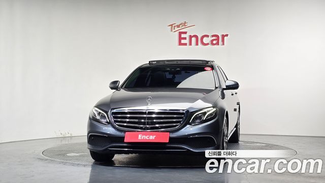 Mercedes-Benz E-Class 2017 — photo 3