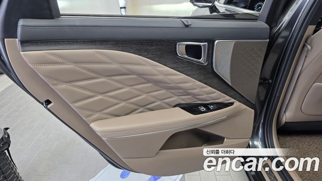 Kia K8 2023 — photo 15