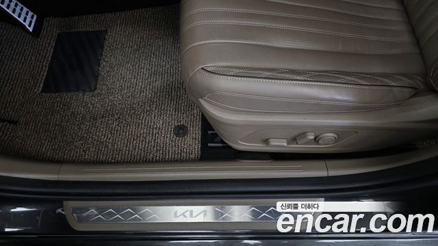 Kia K8 2023 — photo 31