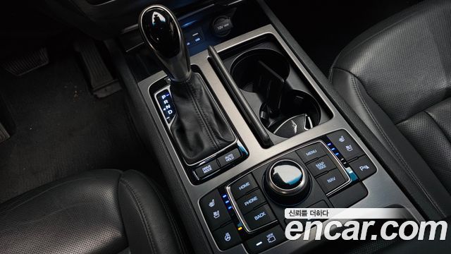Hyundai Genesis 2016 — photo 12