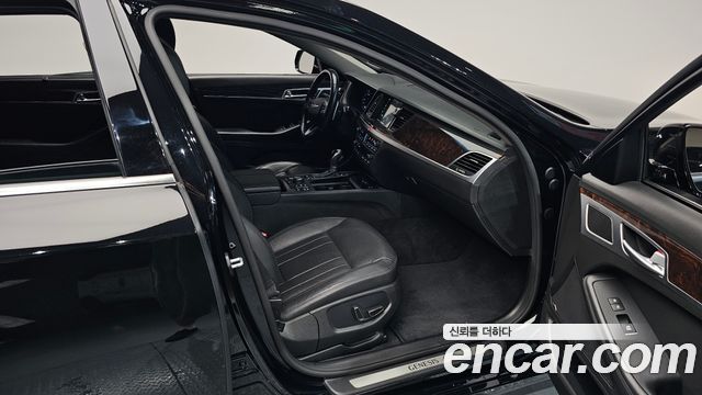 Hyundai Genesis 2016 — photo 17