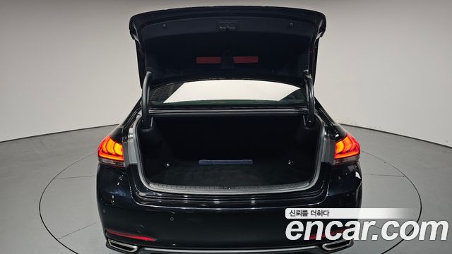 Hyundai Genesis 2016 — photo 26